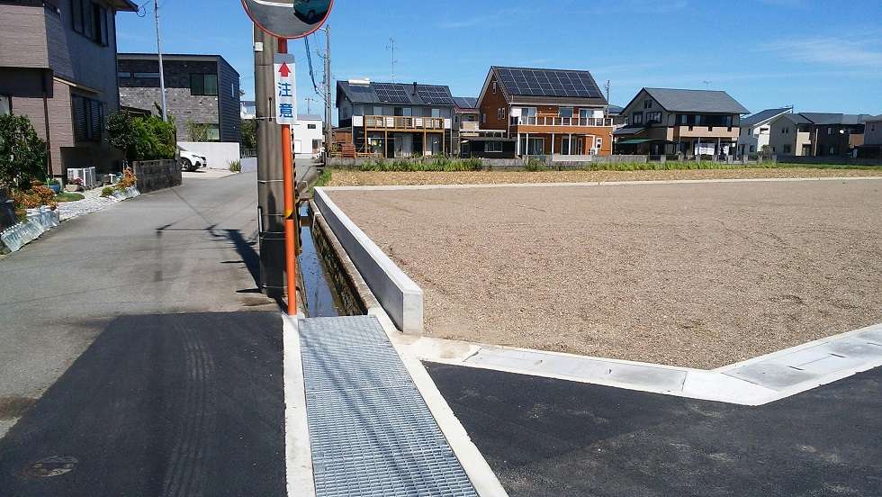 岩脇小学校区分譲地